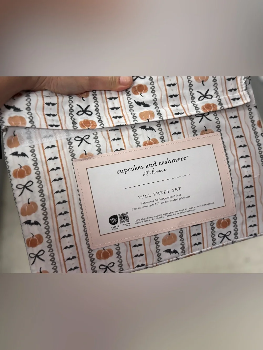 Cupcakes and Cashmere Full Sheet Set - Pumpkin & Bat Print (White/Orange/Black)
